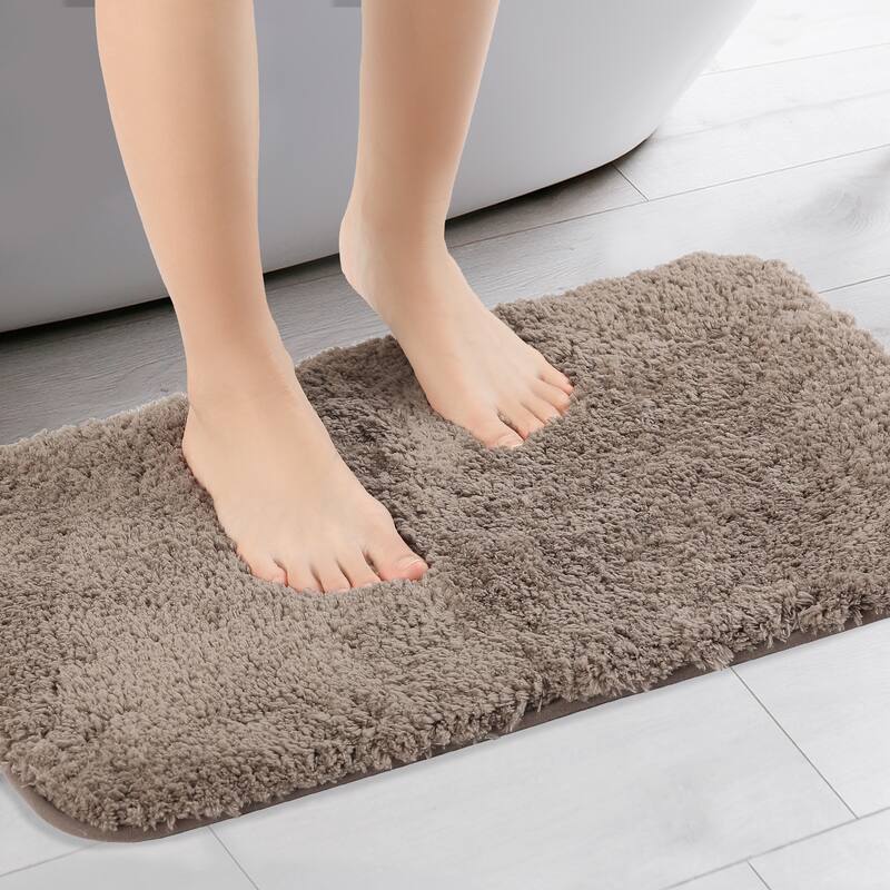 Luxury Bath Mat, Furry Soft Bathroom Rug, Solid Plush Shaggy Bath Carpet - Brown - 20" x 32"