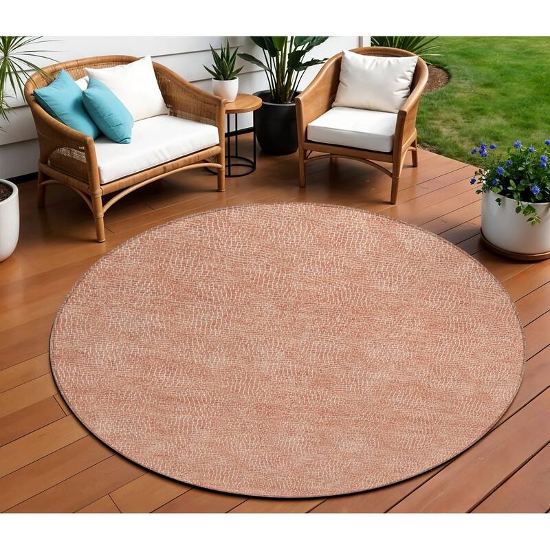 HomeRoots Geometric Transitional Rectangle Outdoor Rug - 8' Round