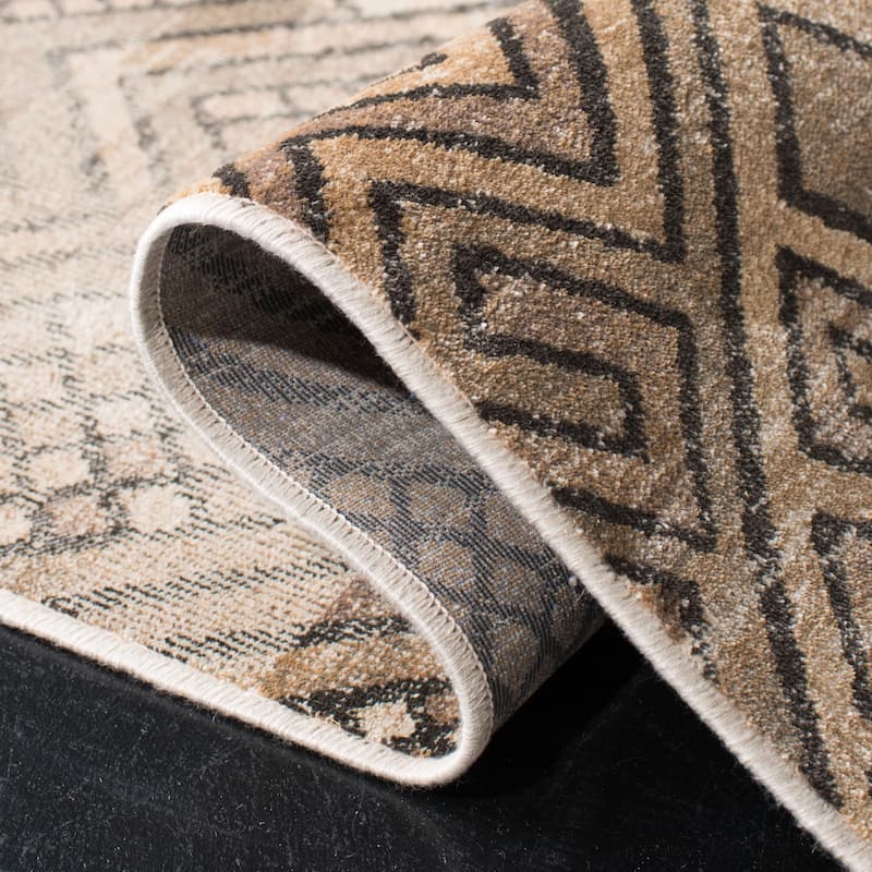 SAFAVIEH Vintage Distressed Boho Elisabeth Oriental Rug
