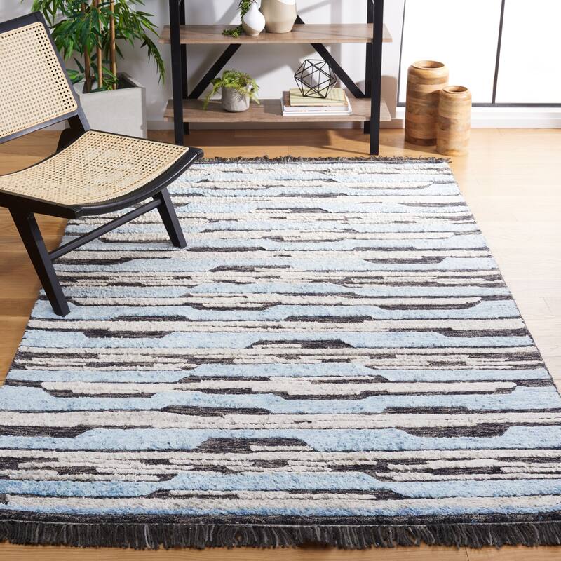 SAFAVIEH Handmade Kenya Gulsina Silk/ Wool Rug