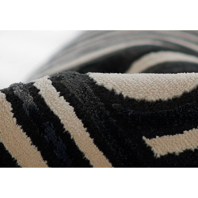 Momeni Xander Polyester Geometric Area Rug