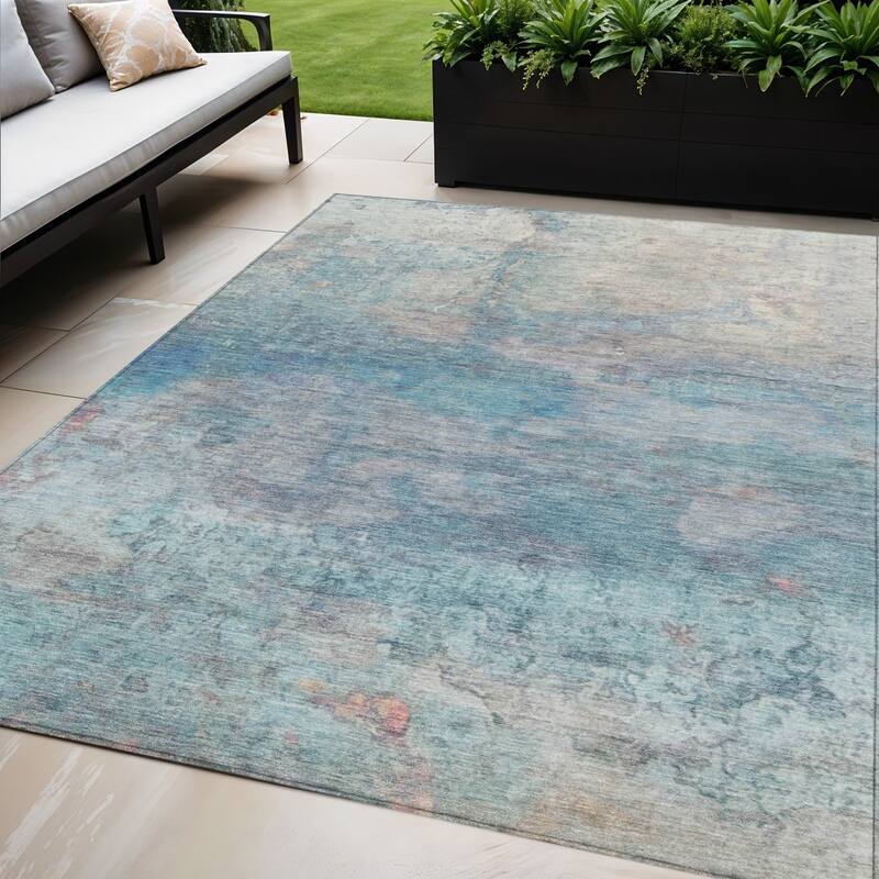 HomeRoots Abstract Transitional Rectangle Outdoor Rug - 5' X 8'