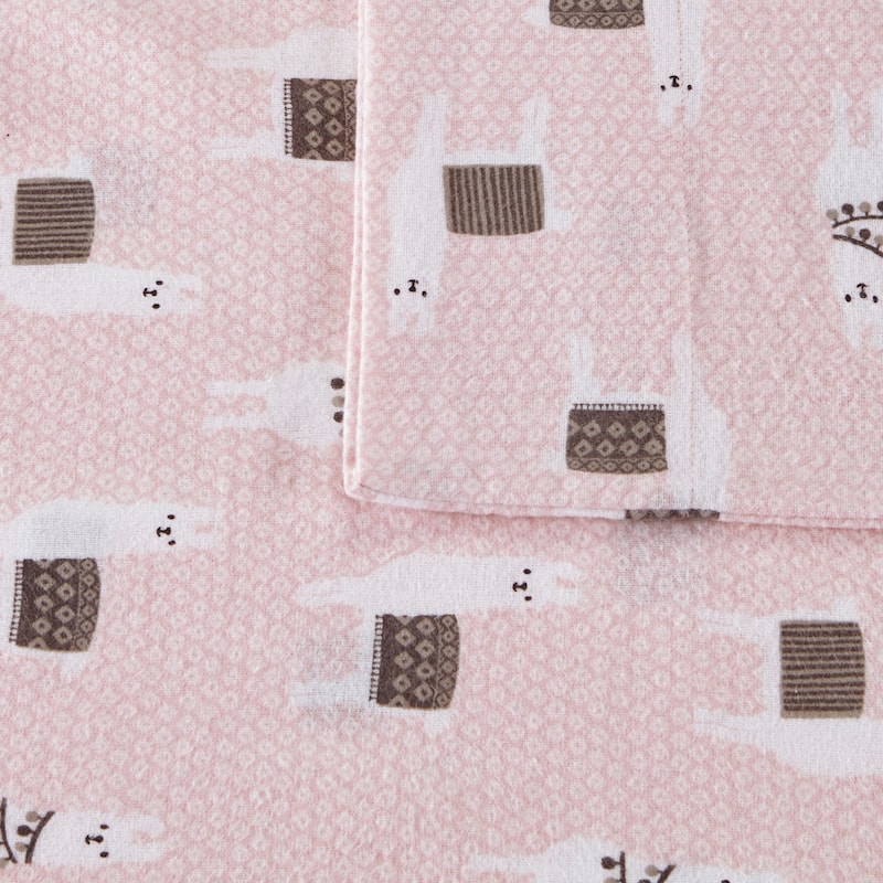 Intelligent Design Cozy Soft Cotton Flannel Printed Sheet Set