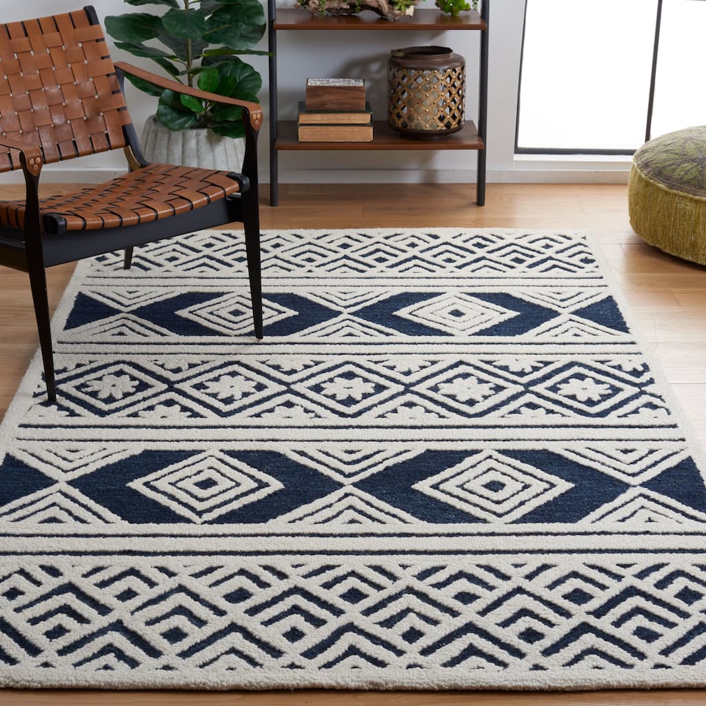 SAFAVIEH Handmade Casablanca Shag Gonca Moroccan Wool Rug