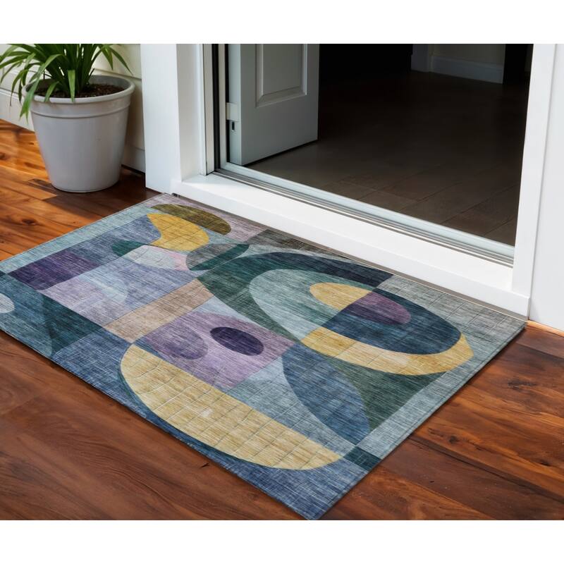 HomeRoots Abstract Transitional Rectangle Outdoor Rug - 3' x 5'