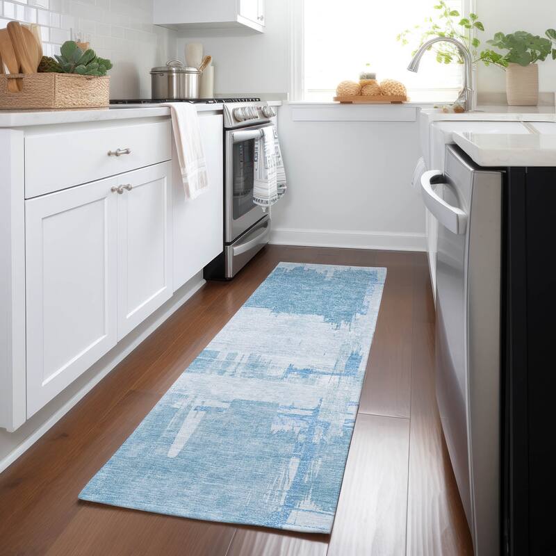 Machine Washable Indoor/ Outdoor Chantille Abstract Modern Rug - Sky - 2'3" x 7'6"