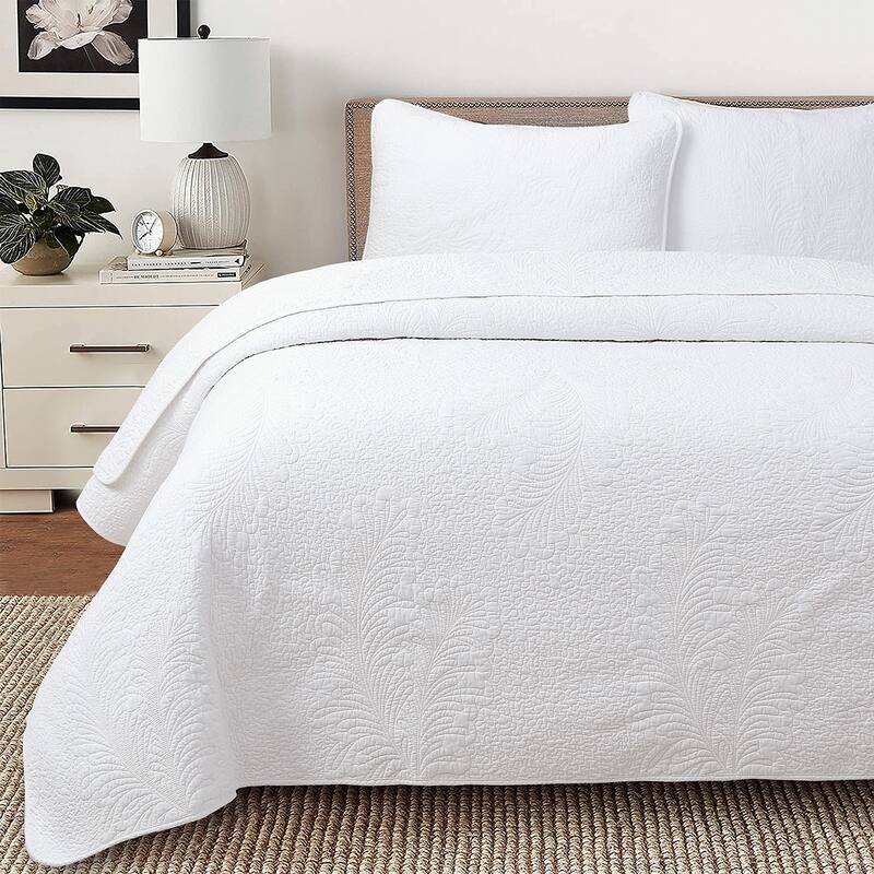 Cozy Line Modern Palm Leaf Stitch Solid White Cotton 3 Piece Reversible Quilt Bedding Set