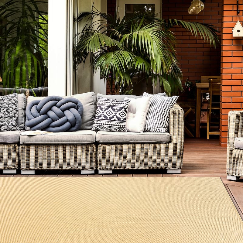 Solid Indoor/Outdoor Flatweave Waterproof Backyard Patio Area Rug