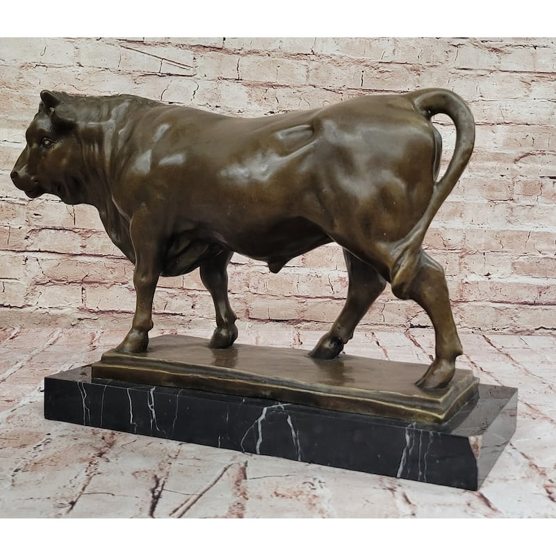 Sturdy Bronze Imitative Bull Statue On Marble Base – Powerful Animal Sculpture With Realistic Detail