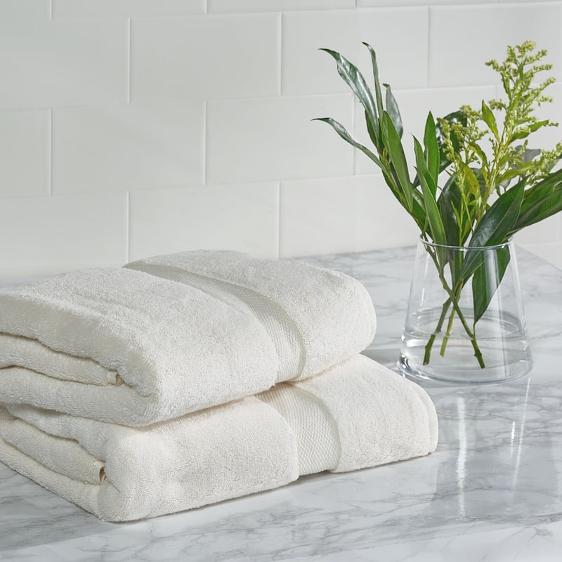 SAFAVIEH Super Plush Bath Towel (Set of 2) - 27" W x 54" H