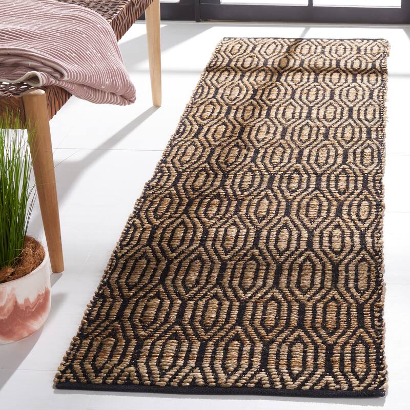 SAFAVIEH Handmade Cape Cod Ursulina Coastal Jute Rug - 2'3" x 8' Runner - Black/Natural