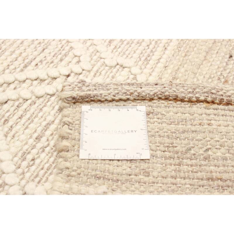 Sienna Ivory Rug 5'2" x 8'5" - 5'2 x 8'5