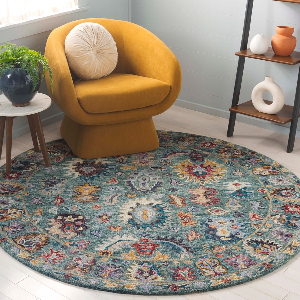 SAFAVIEH Handmade Blossom Kanya Floral Wool Rug