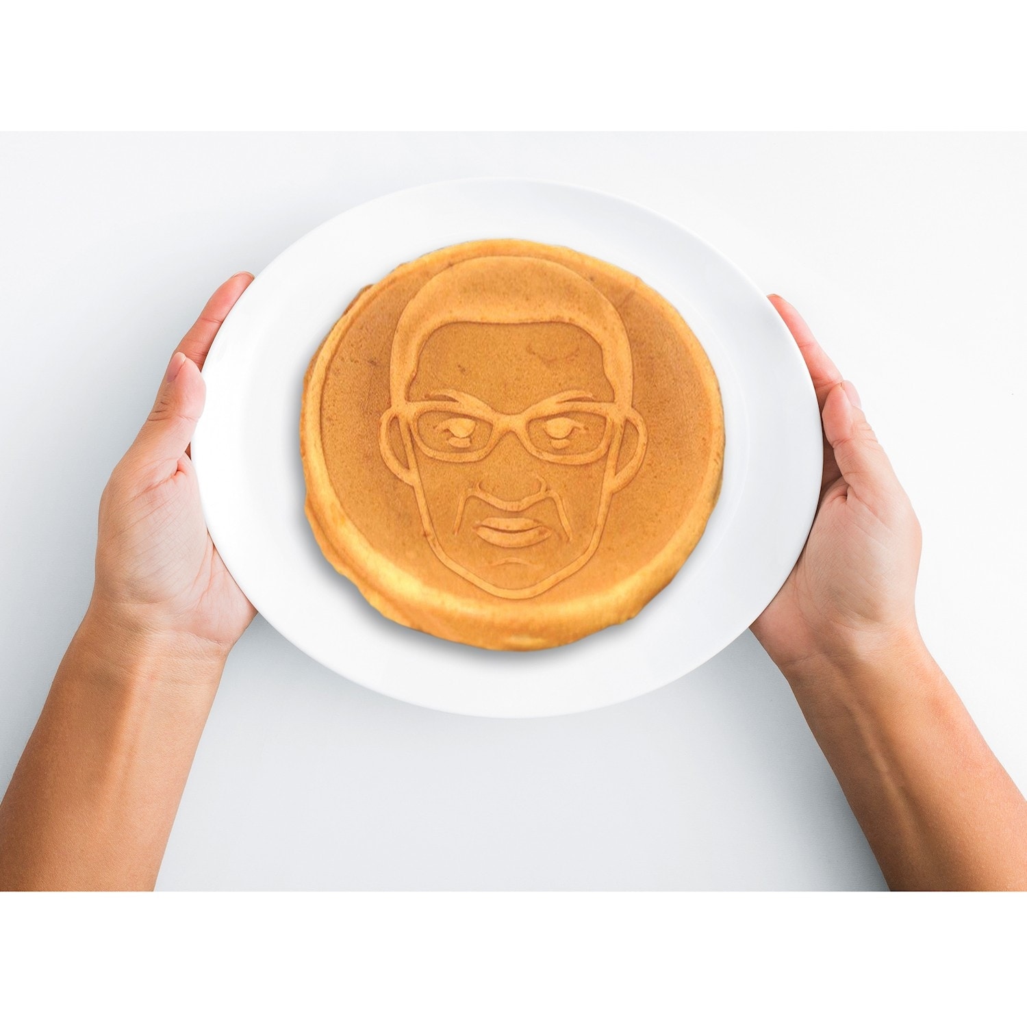https://ak1.ostkcdn.com/images/products/is/images/direct/378edef8b2dc33230b3a8dace18b8103fa0da5bd/Ruth-Bader-Ginsburg-Waffle-Maker%2C-RBG%27s-Face-on-a-Waffle-Pancake%2C-Waffle-Iron.jpg
