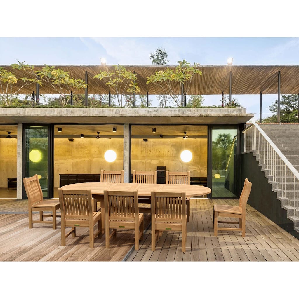 Classic Charm Dining Chair - Traditional Curved Back Design - 9 Piece Set - Elegant Dining Room Seating