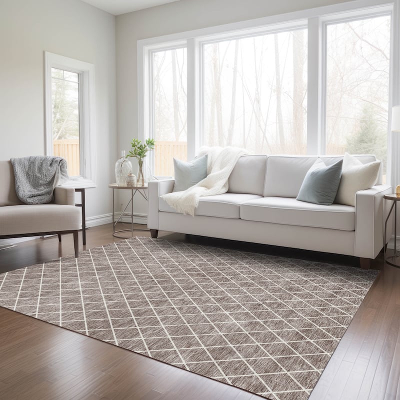Machine Washable Indoor/ Outdoor Chantille Diamond Trellis Rug