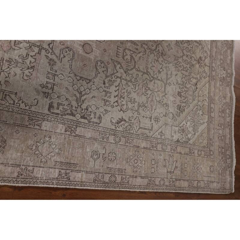 Distressed Tabriz Living Room Rug Handmade Wool Carpet - 6'5"x 9'4"