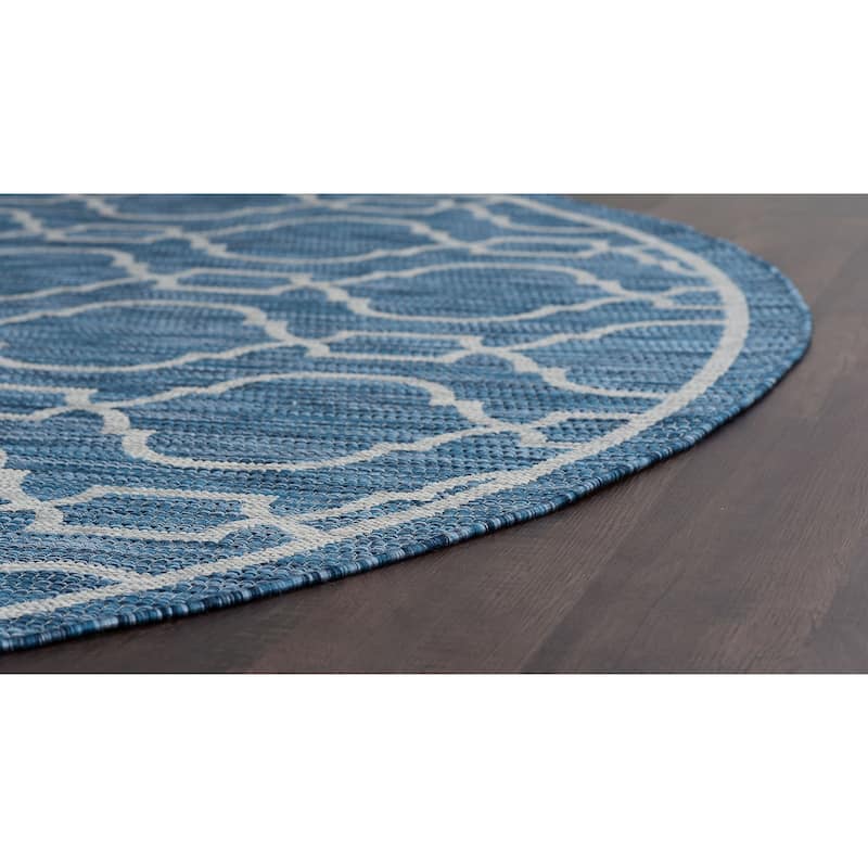 Colonnade Transitional Geometric Indoor/Outdoor Area Rug
