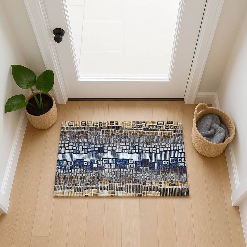 Machine Washable Indoor/ Outdoor Geo Mosaic Chantille Rug