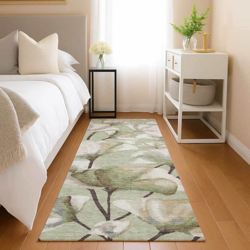 Machine Washable Indoor/ Outdoor Floral Love Chantille Rug