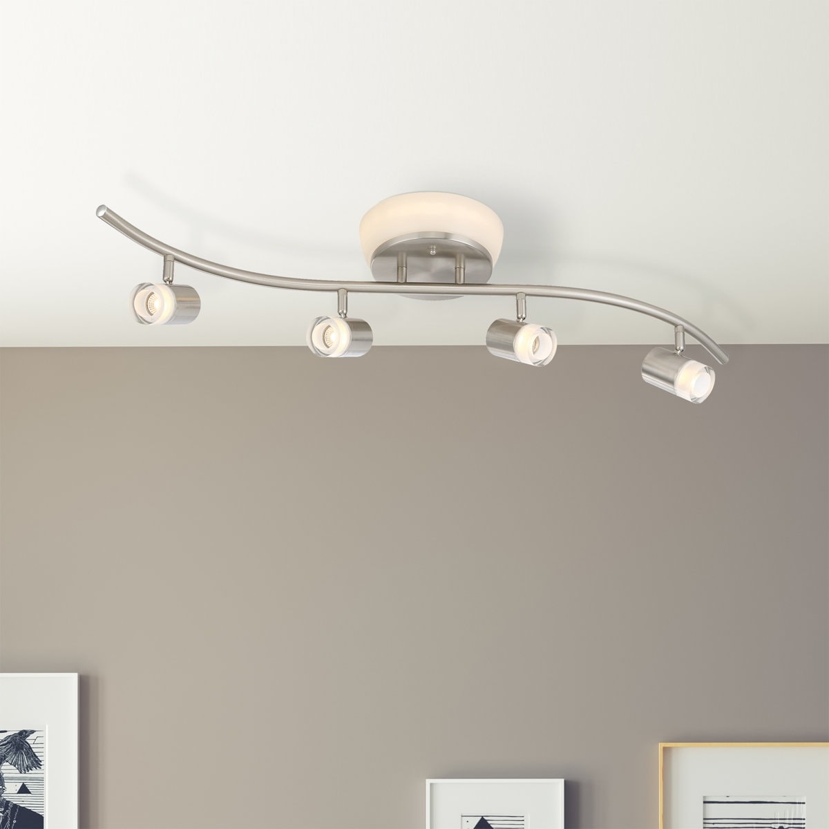 5 -Light Track Track Kit with Dimmable and Adjustable Head