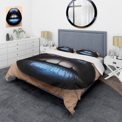 Designart 'Woman Lips With Black and Blue Lipstick' Modern Duvet Cover Set