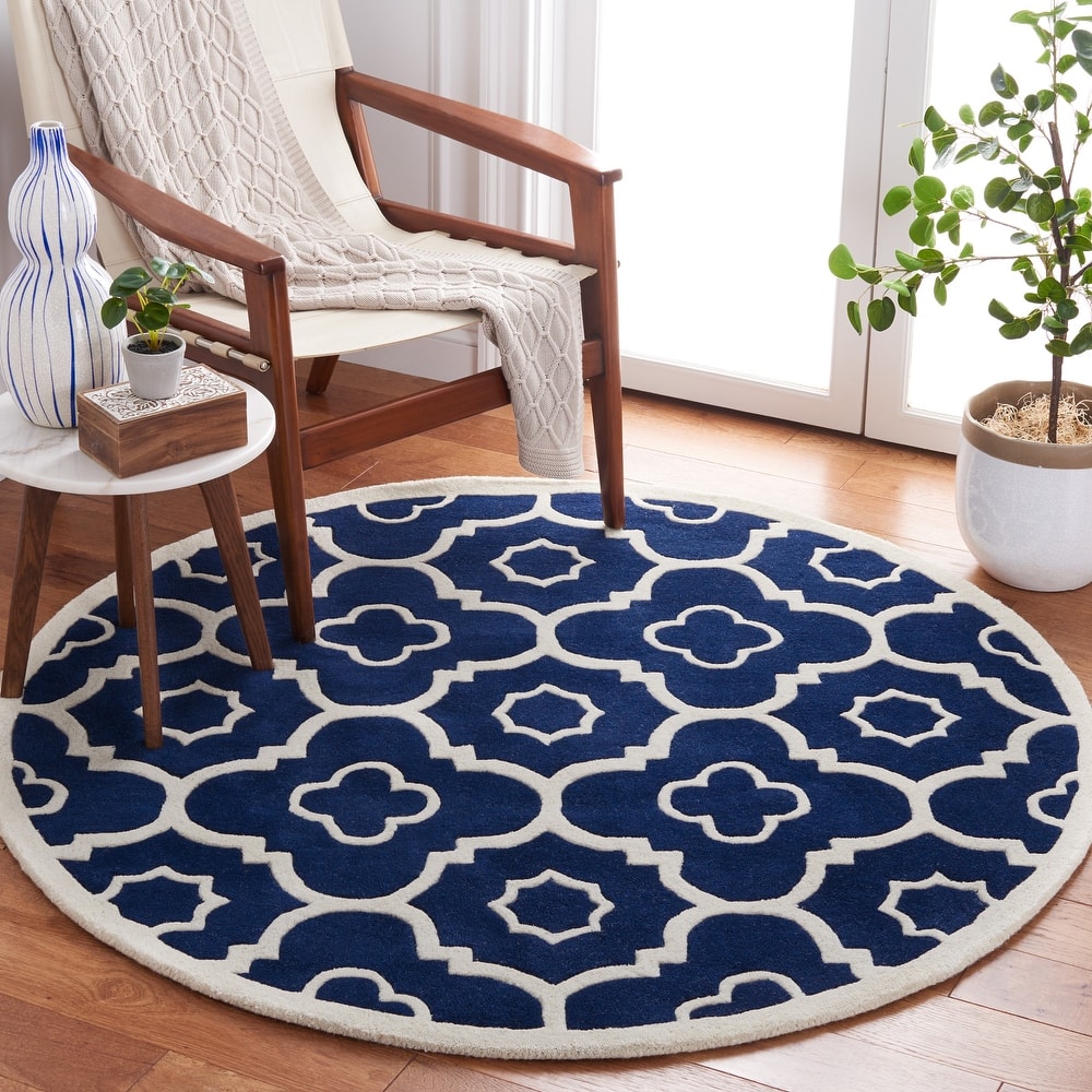 SAFAVIEH Handmade Chatham Franziska Modern Wool Rug