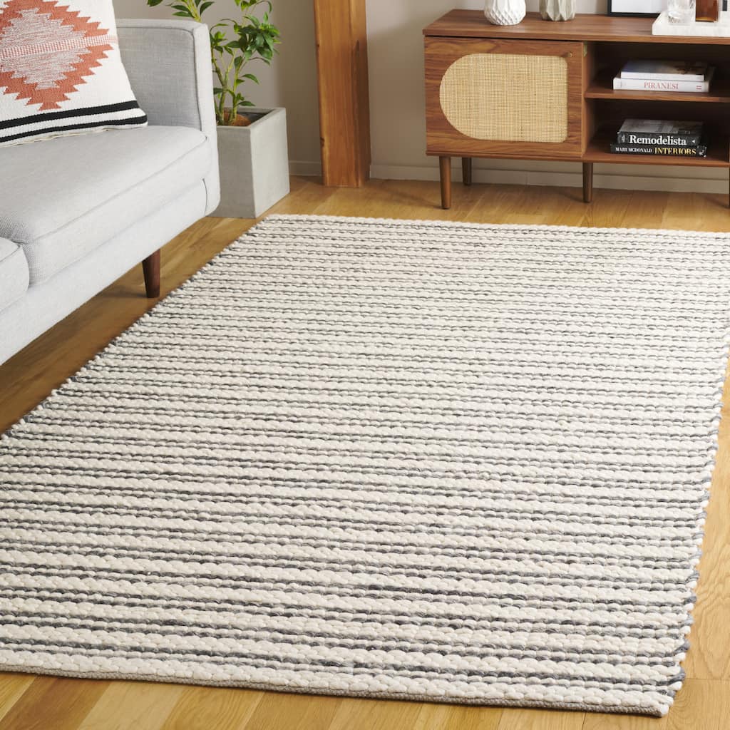 SAFAVIEH Hand-Woven Vermont Evette Transitional Wool Rug