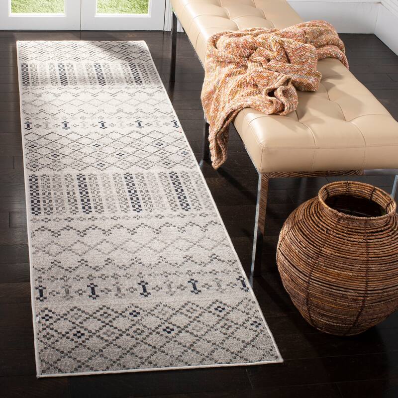 SAFAVIEH Montage Tetjana Indoor/ Outdoor Waterproof Patio Backyard Rug - 2'3" x 6' Runner - Grey/Charcoal