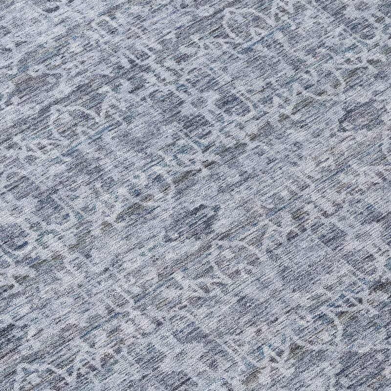 Machine Washable Indoor/Outdoor Traditional Harmony Chantille Rug