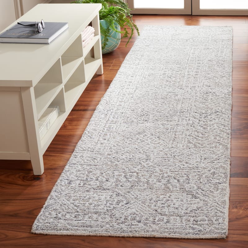 SAFAVIEH Handmade Ebony Mehseti Modern Rug - 2'3" x 9' Runner - Grey/Ivory
