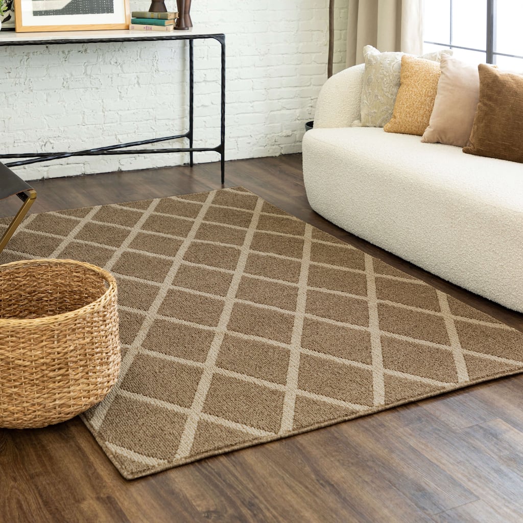 Mohawk Home Lewis Diamond Lattice Area Rug