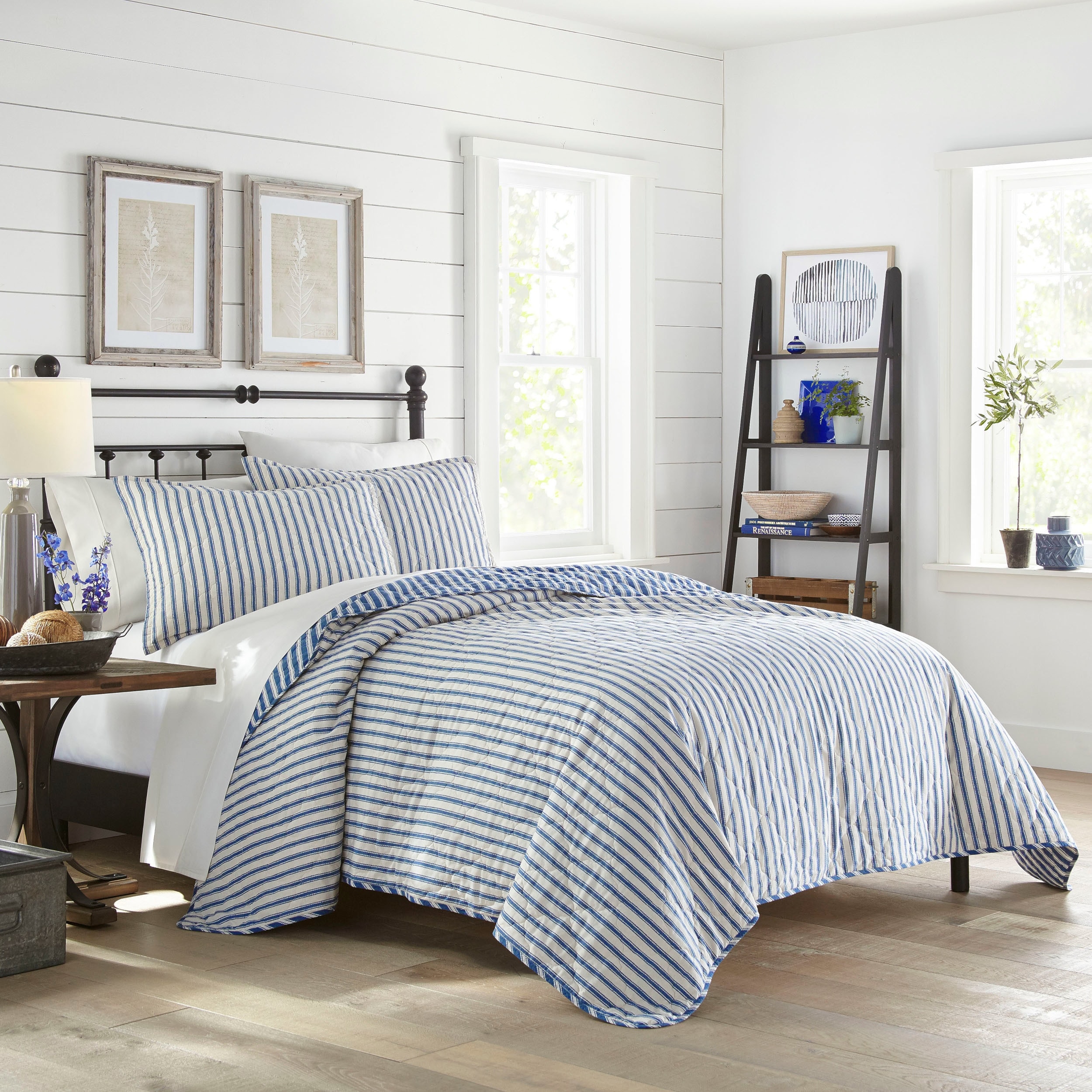 Stone Cottage Willow Way Cotton Quilt Set - Navy & Ivory Ticking Stripe, Diamond Stitch, King Size