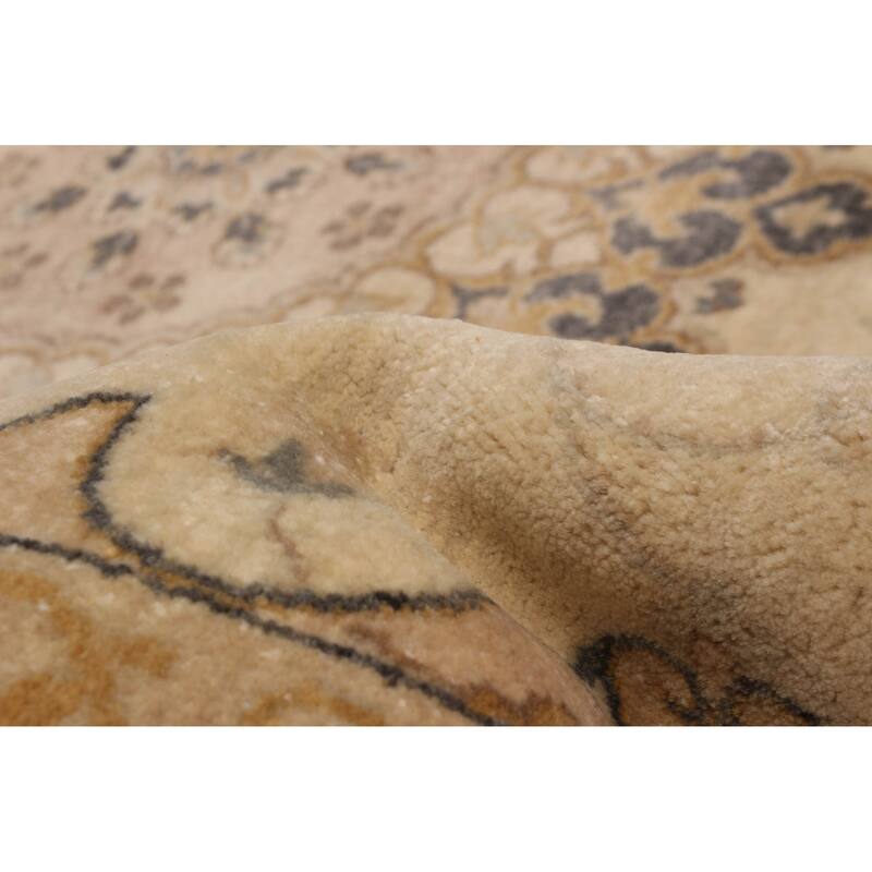 ECARPETGALLERY Hand-knotted Jamshidpour Cream Wool Rug - 6' 6" x 10' 2"