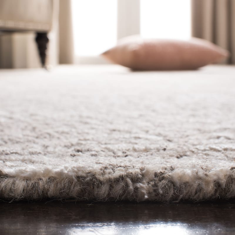 SAFAVIEH Handmade Glamour Saadia Wool/ Viscose Rug