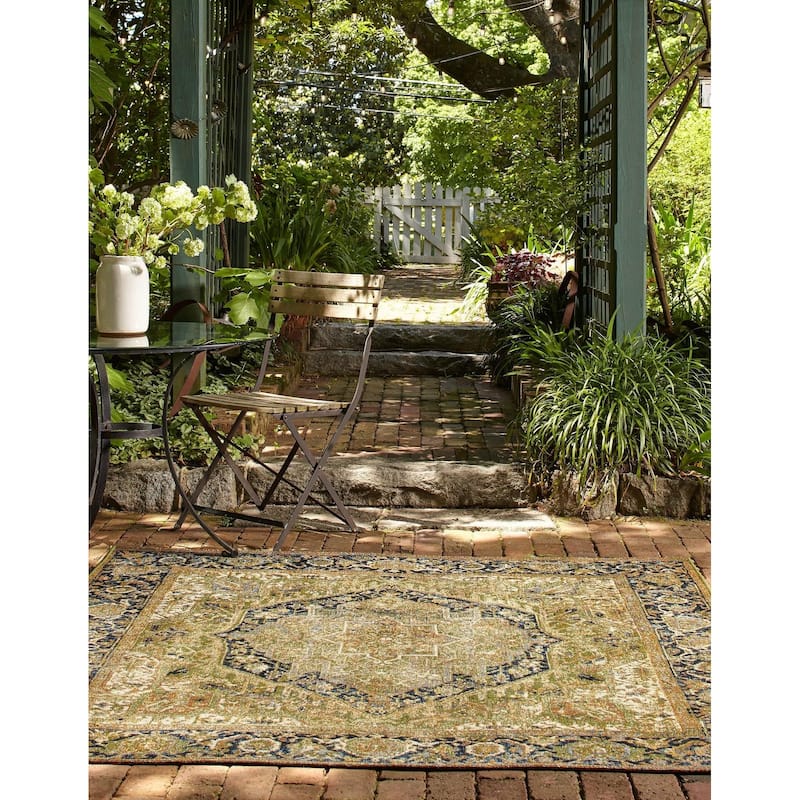 Outdoor Nirie Collection Area Rug