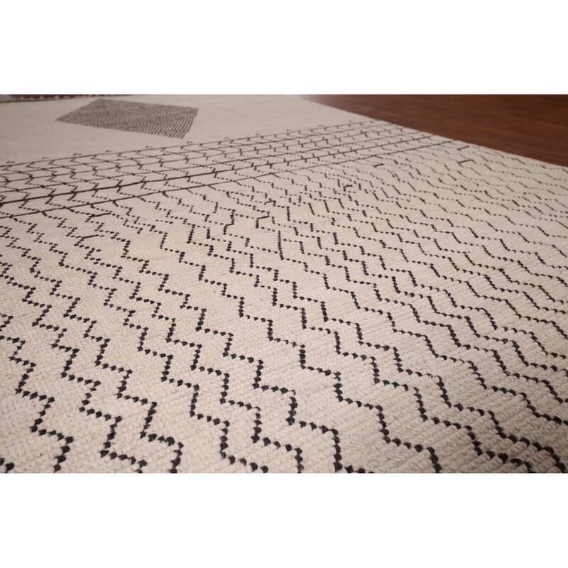 Moroccan Oriental Area Rug Hand-Knotted Beige Wool Carpet - 6'9"x 10'3"