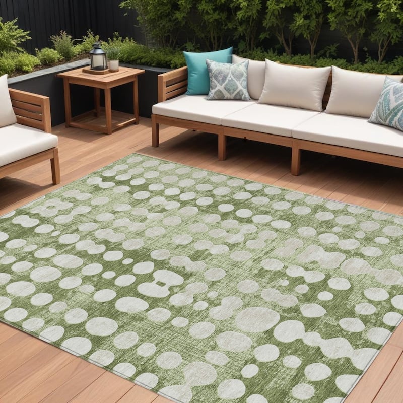 HomeRoots Abstract Transitional Rectangle Outdoor Rug - 10' X 14'