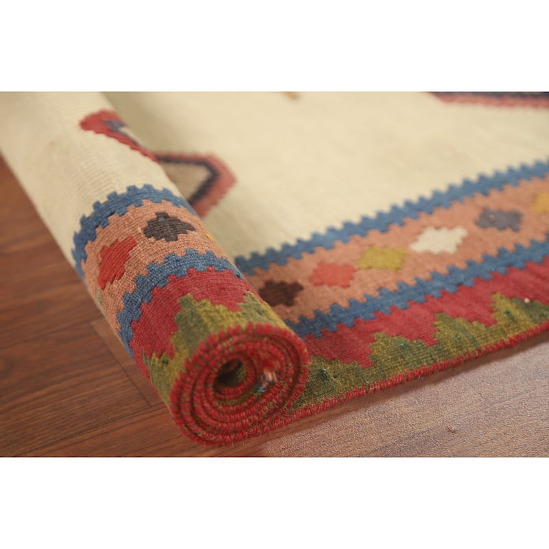 Vegetable Dye Kilim Qashqai Persian Vintage Wool Carpet - 4'2" x 6'5"