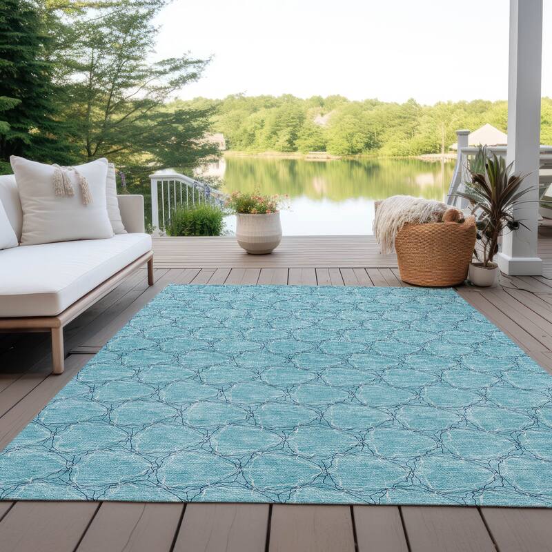 Machine Washable Indoor/ Outdoor Abstract Trellis Chantille Rug