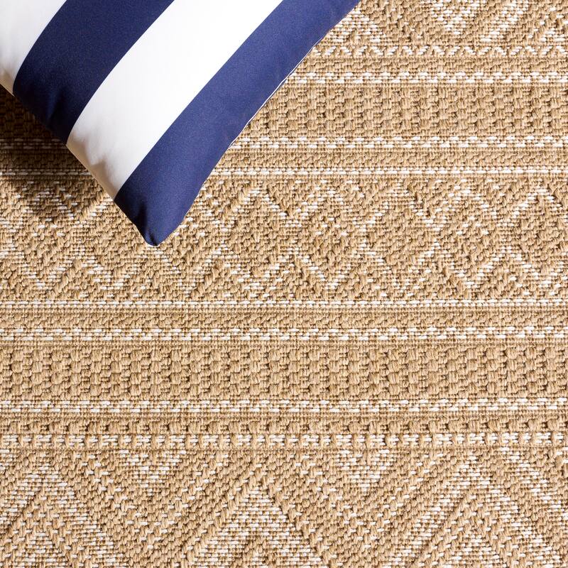 SAFAVIEH Sisal Performance Herminie Washable Indoor/Outdoor Rug - Weather Resistant & Easy Cleaning