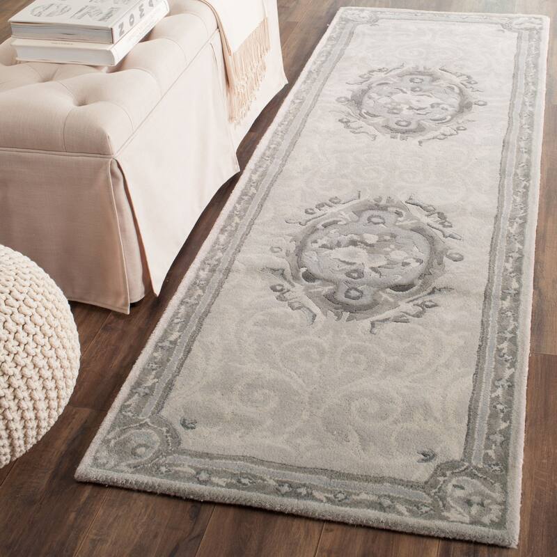 SAFAVIEH Handmade Empire Zekija Traditional Oriental Wool Rug - 2'6" x 12' Runner - Beige/Light Grey