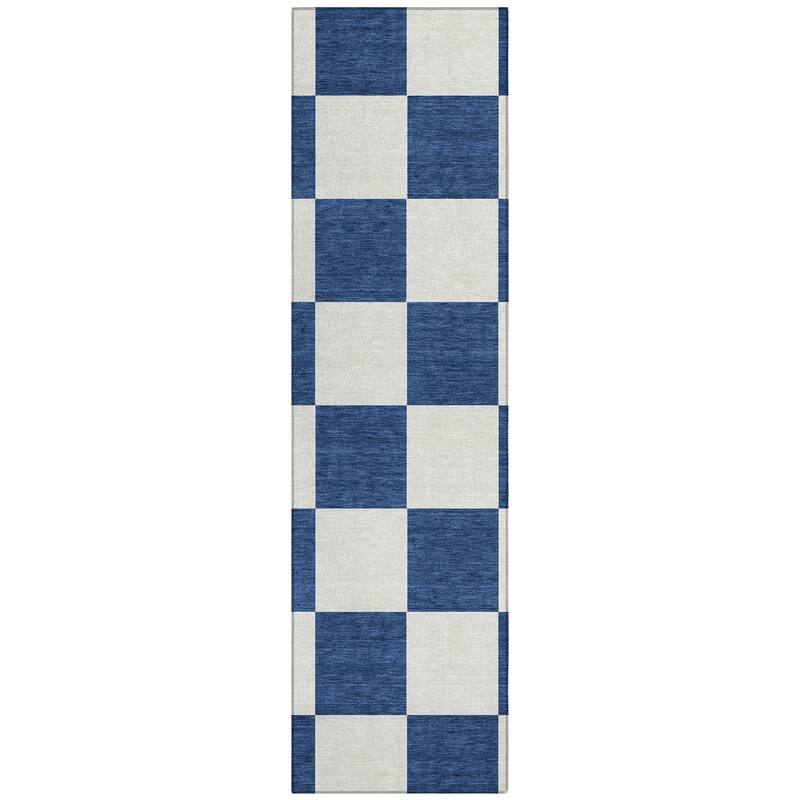 Machine Washable Indoor/ Outdoor Modern Checker Chantille Rug