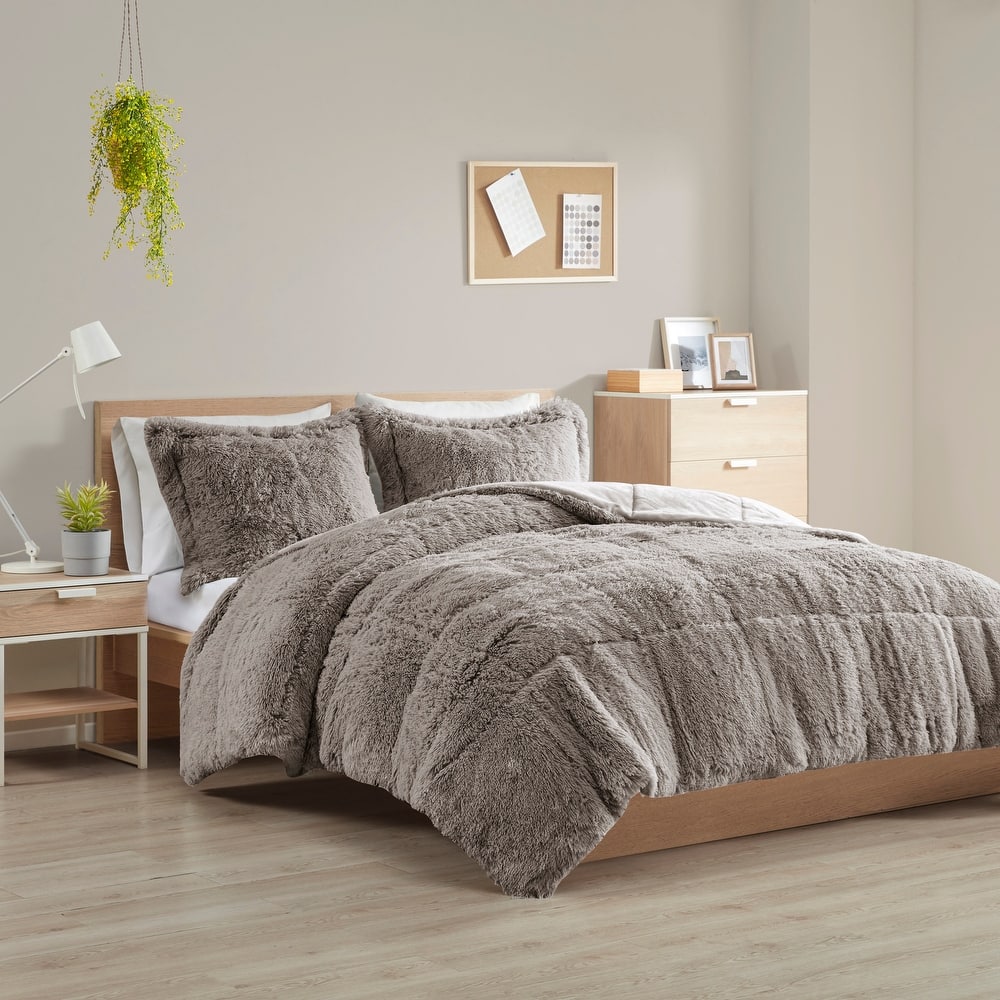 Intelligent Design Leena Shaggy Long Fur Comforter Mini Set
