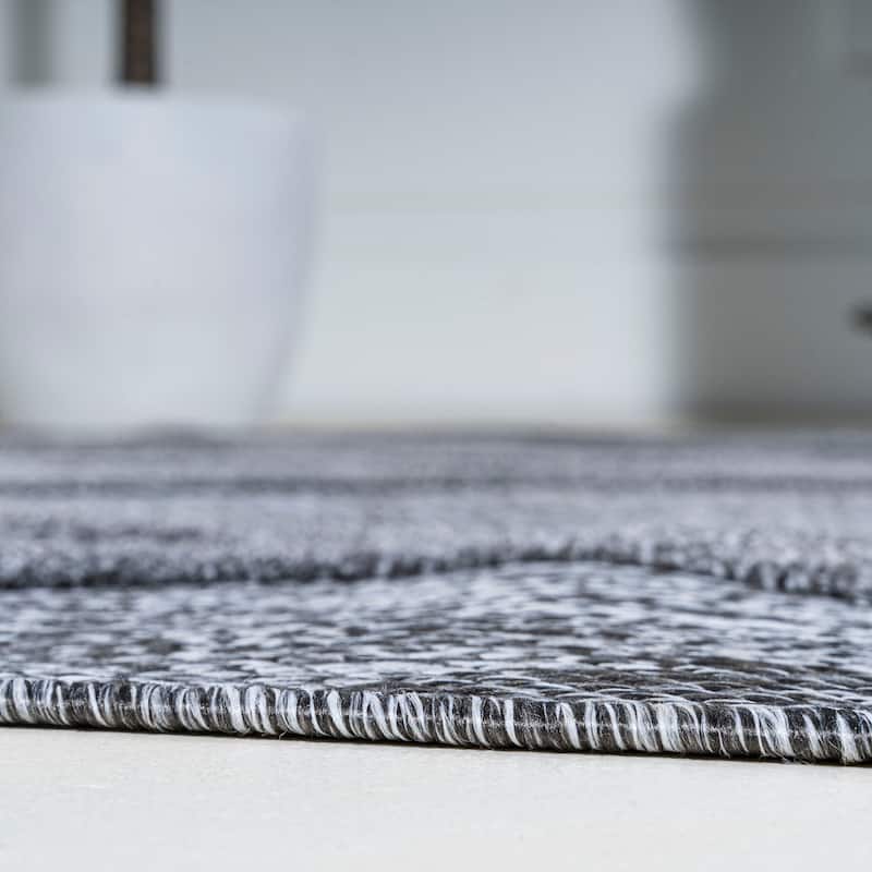 JONATHAN Y Talaia Diamond Trellis Indoor/Outdoor Area Rug