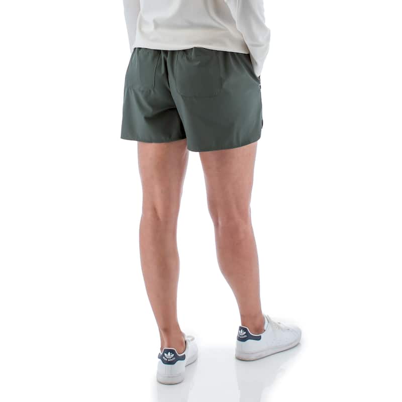 Aventura Women's Hollis Curved Hem Relaxed Pull-On Short