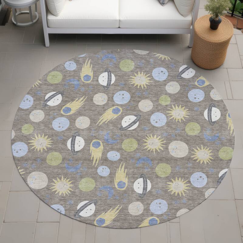 Machine Washable Indoor/ Outdoor Planets Comets Chantille Rug - Taupe - 8' x 8'
