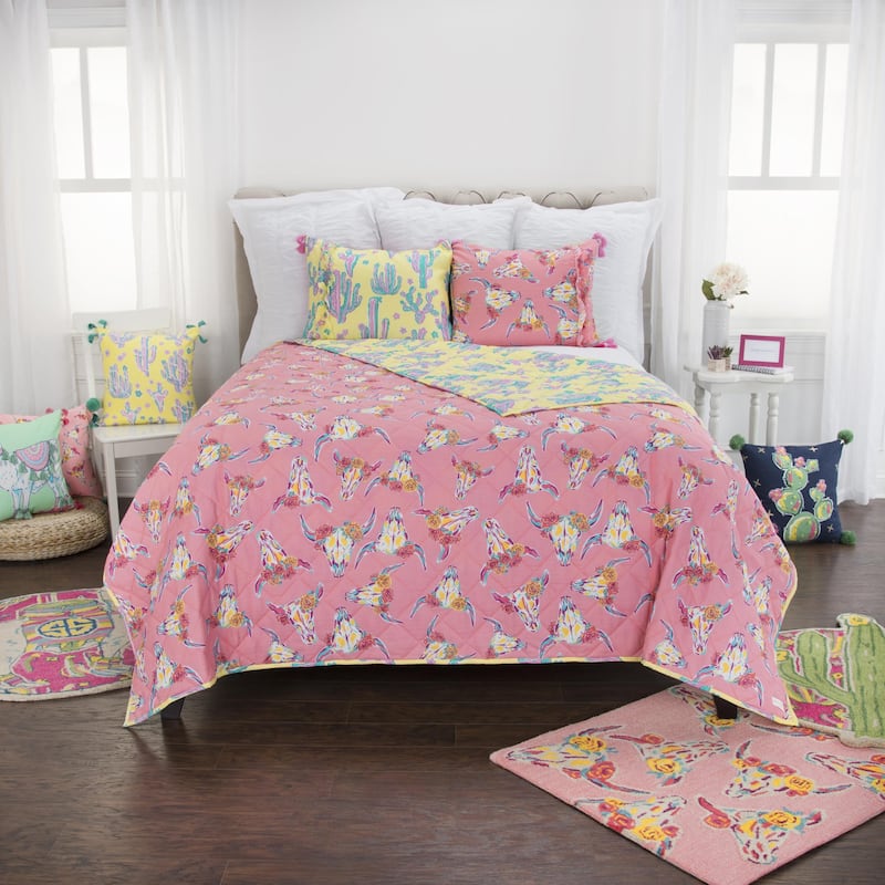 Simply Southern Printed 100% Cotton Reversible Quilt Set - Light Pink, Yellow - Queen
