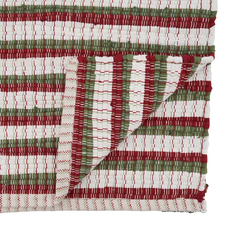 Holiday Table Runner With Chindi Design