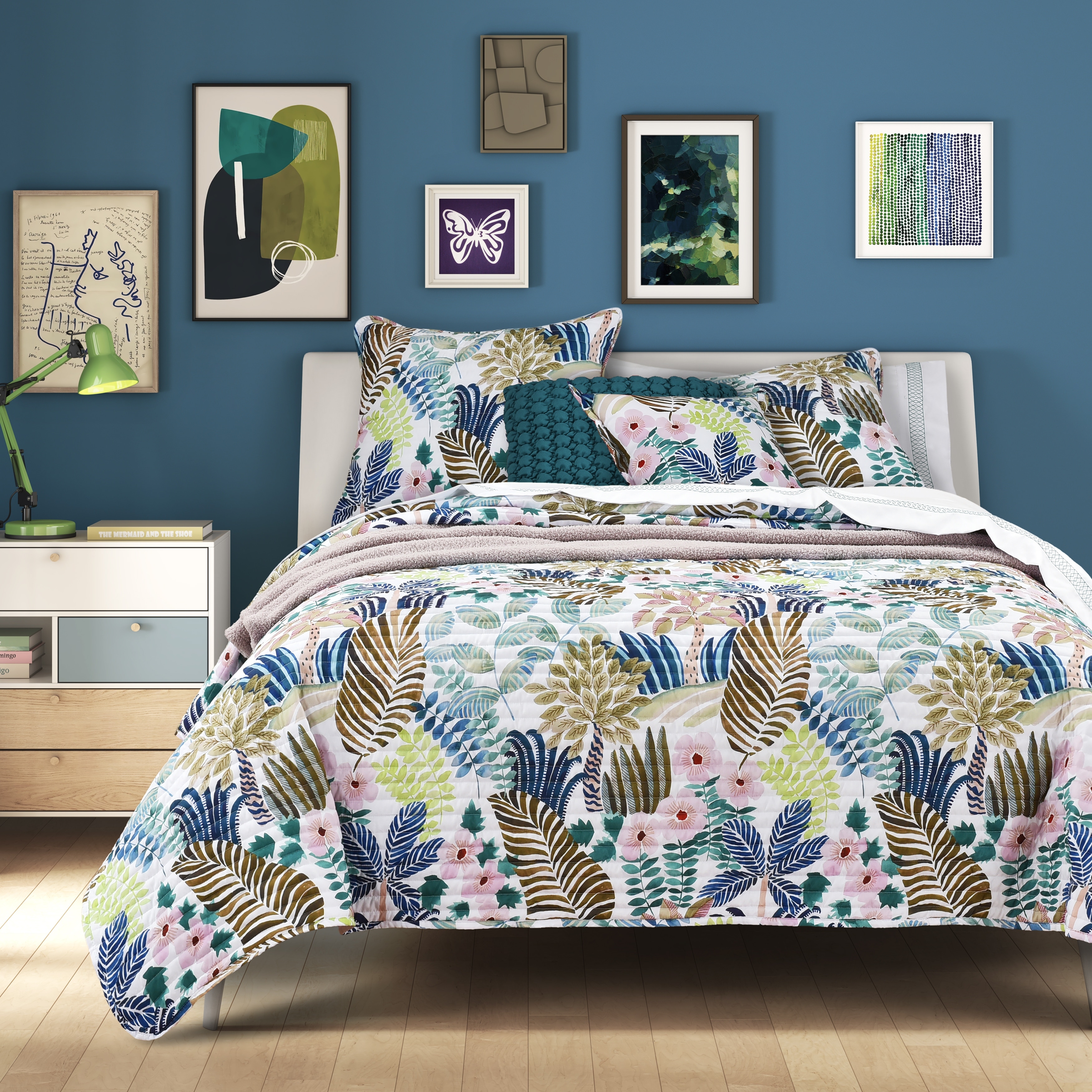 J. Queen Rainforest Tropical Quilt Set